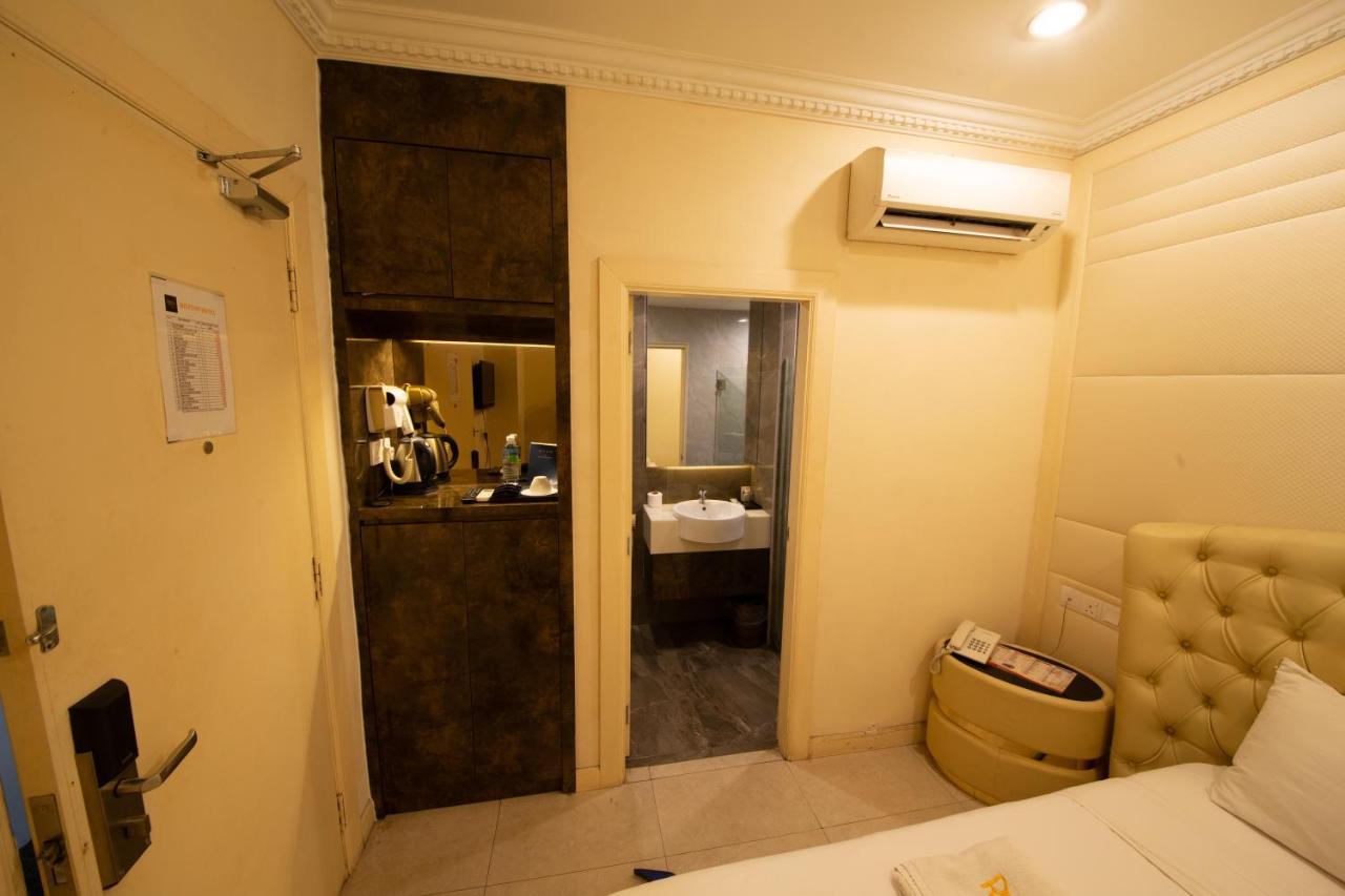 Ritzton Hotel Джохор Бахру Екстериор снимка