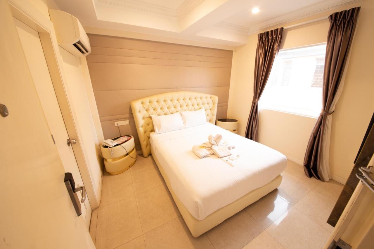 Ritzton Hotel Джохор Бахру Екстериор снимка