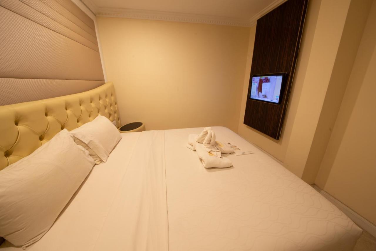 Ritzton Hotel Джохор Бахру Екстериор снимка