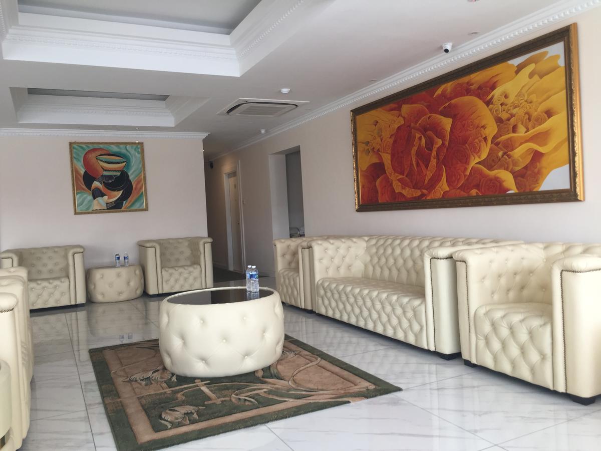 Ritzton Hotel Джохор Бахру Екстериор снимка